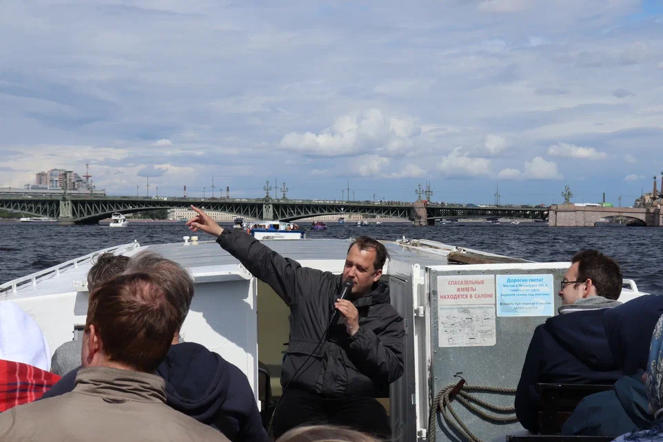 Старлайн. Лекции на теплоходе для сотрудников от Цифровой Истории